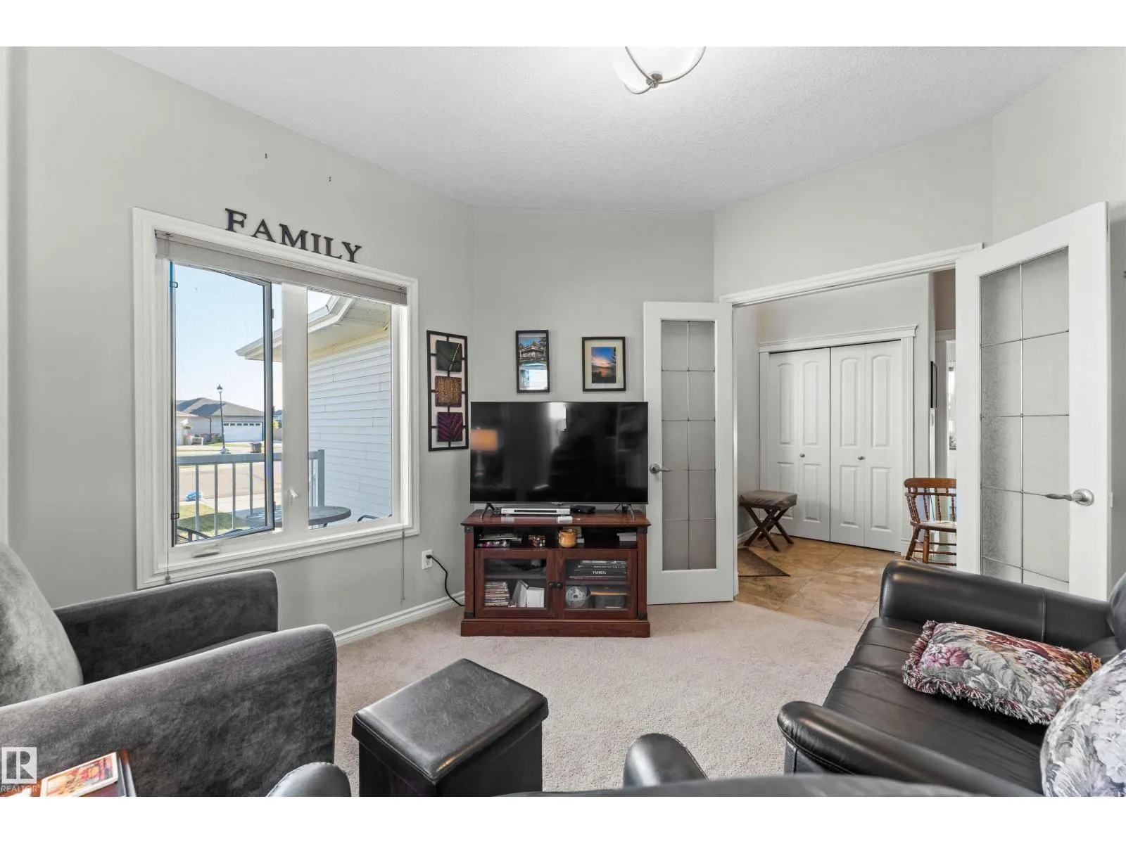 55 WILLOW WOOD LN