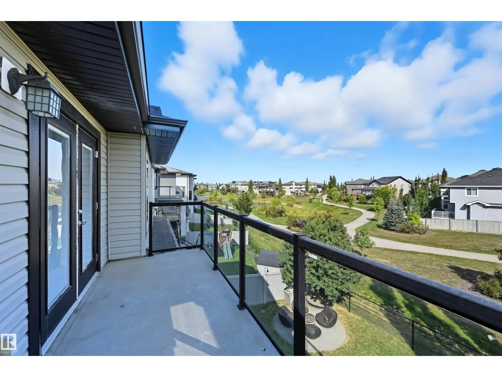 1806 ADAMSON PT SW
