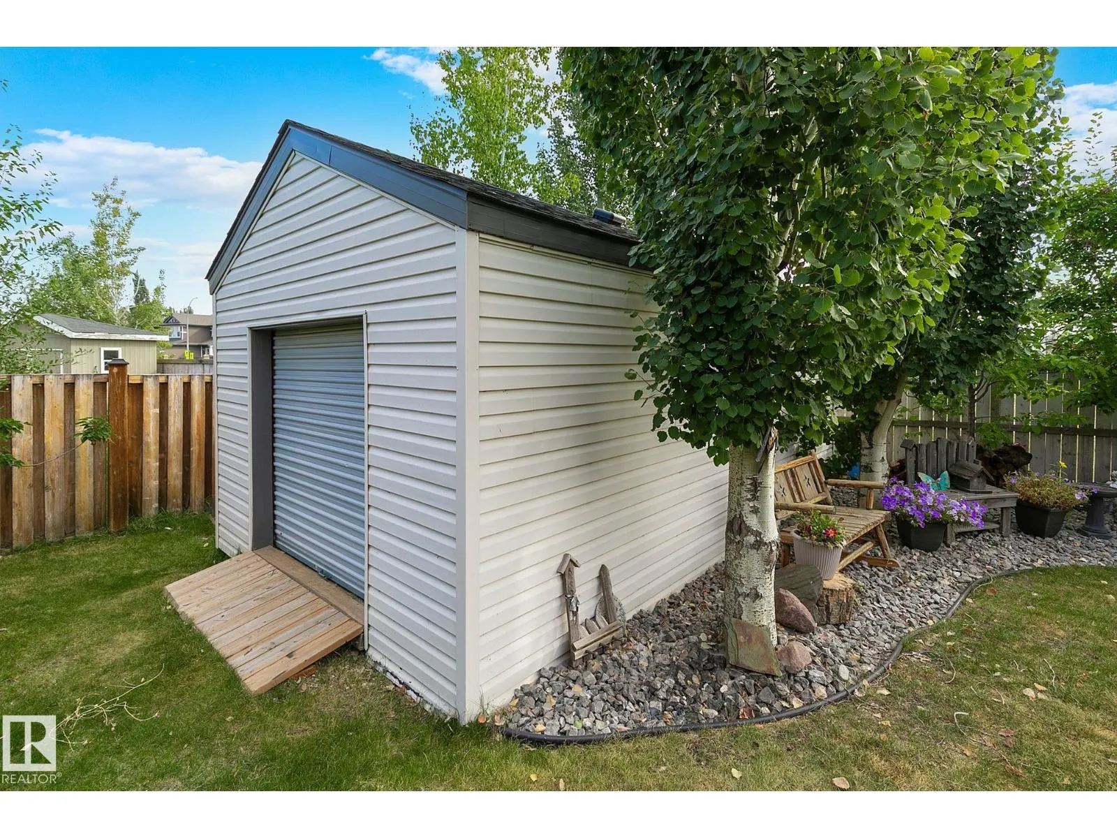 15 HARWOOD CO