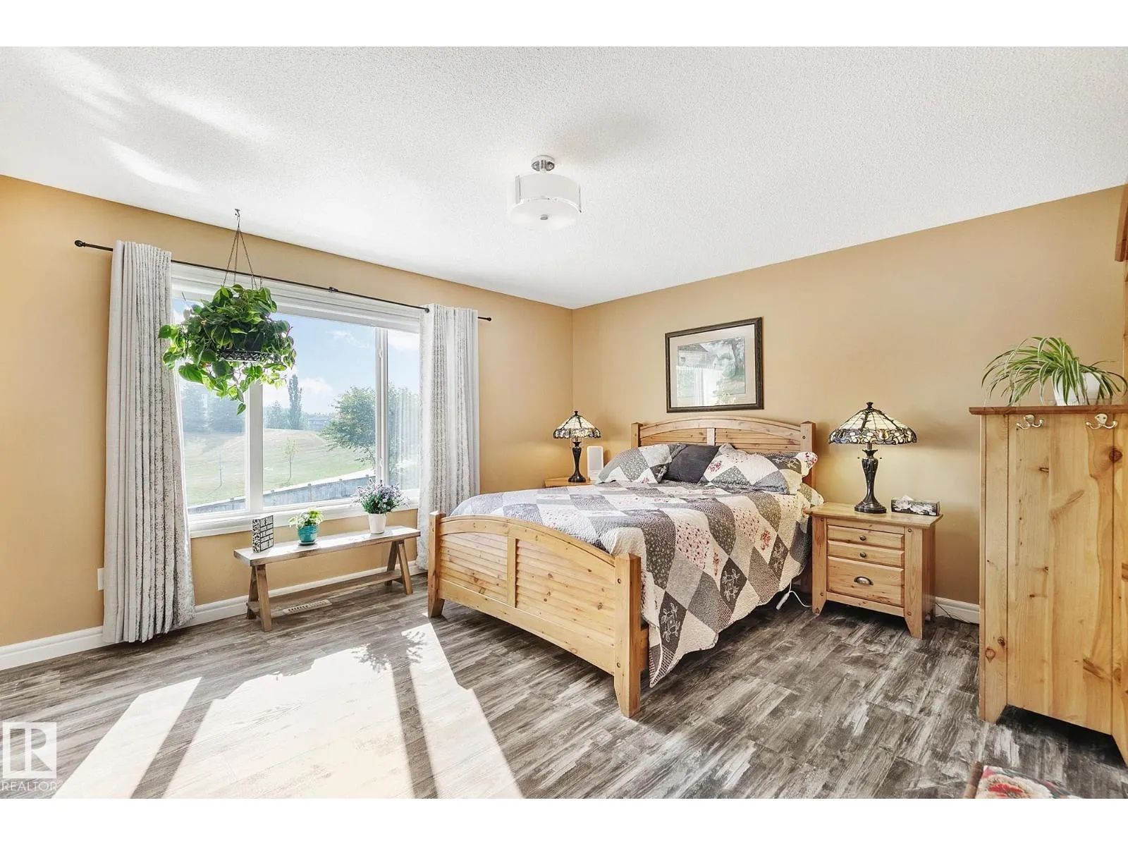 15 HARWOOD CO