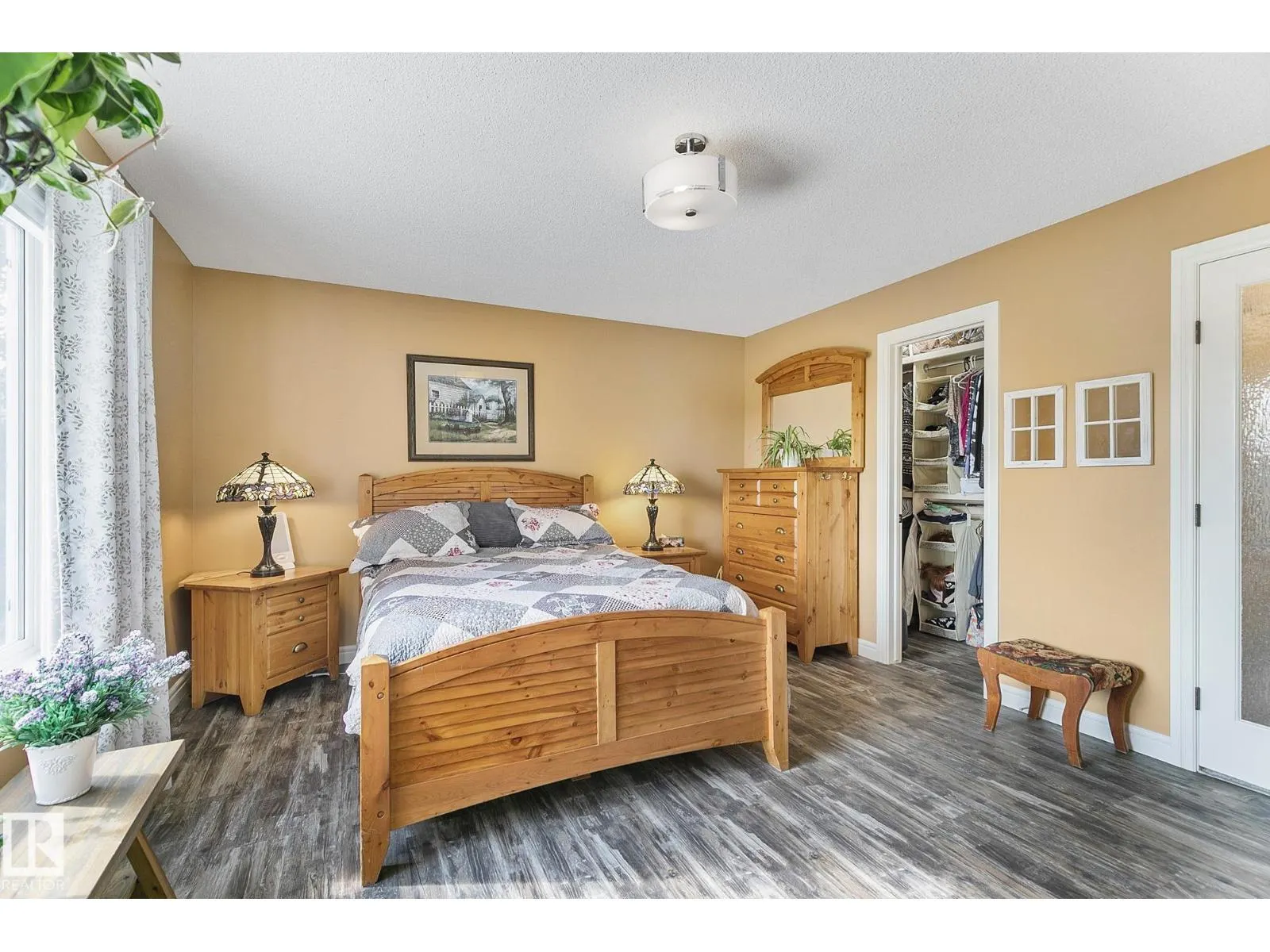 15 HARWOOD CO