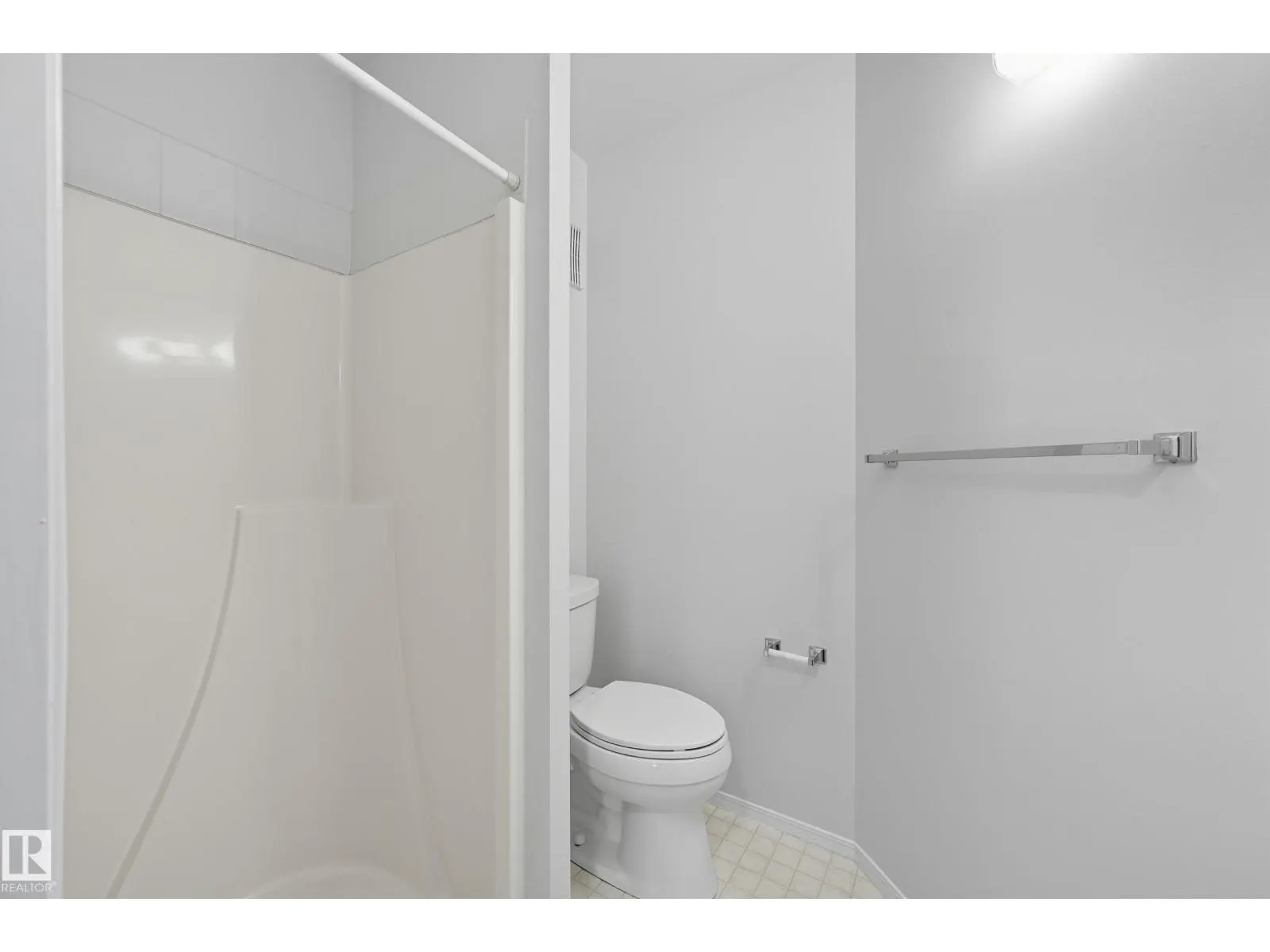 #306 10504 77 AV NW