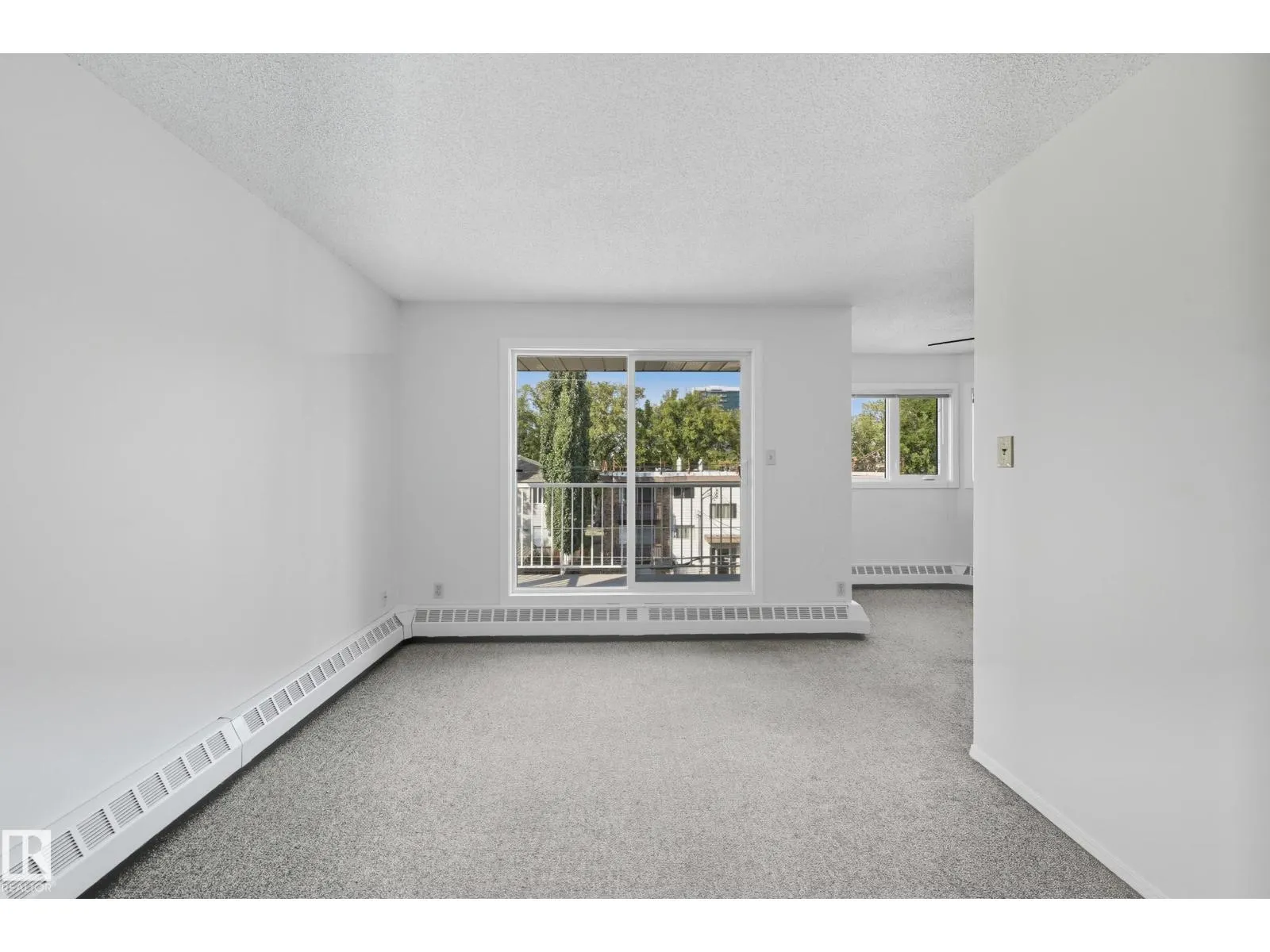 #306 10504 77 AV NW