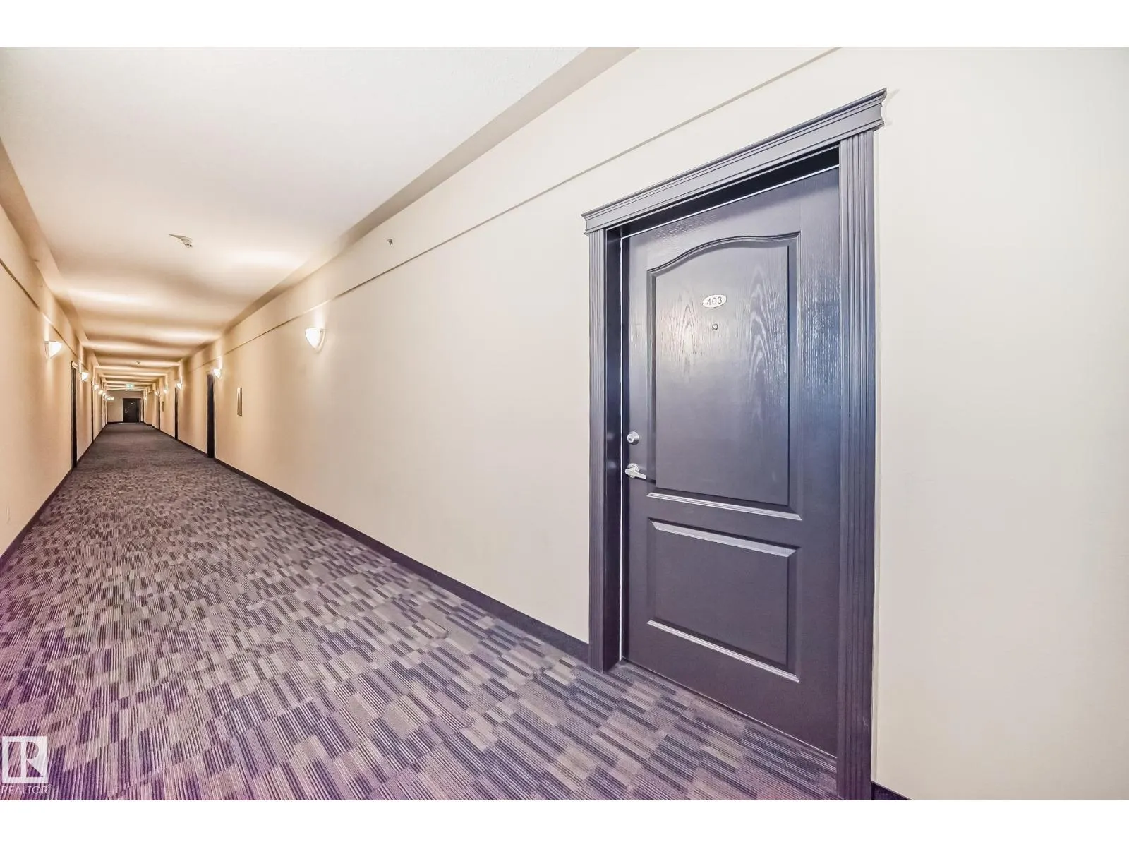 #403 5340 199 ST NW