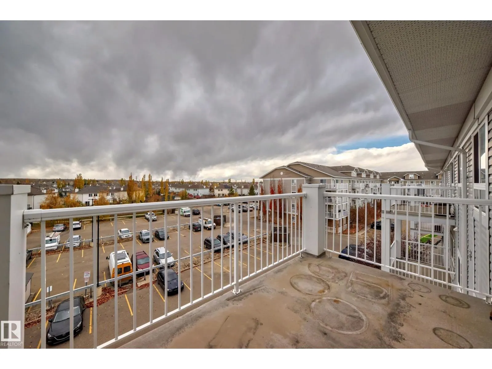 #403 5340 199 ST NW