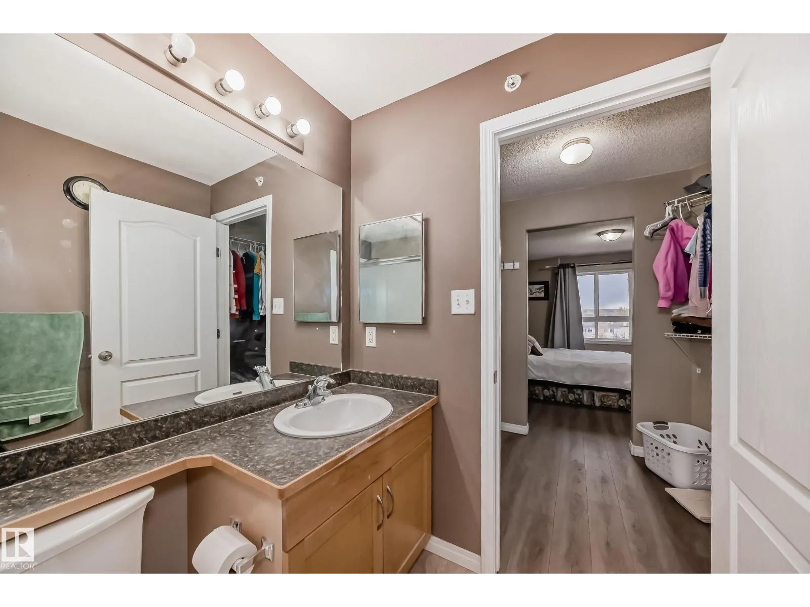 #403 5340 199 ST NW