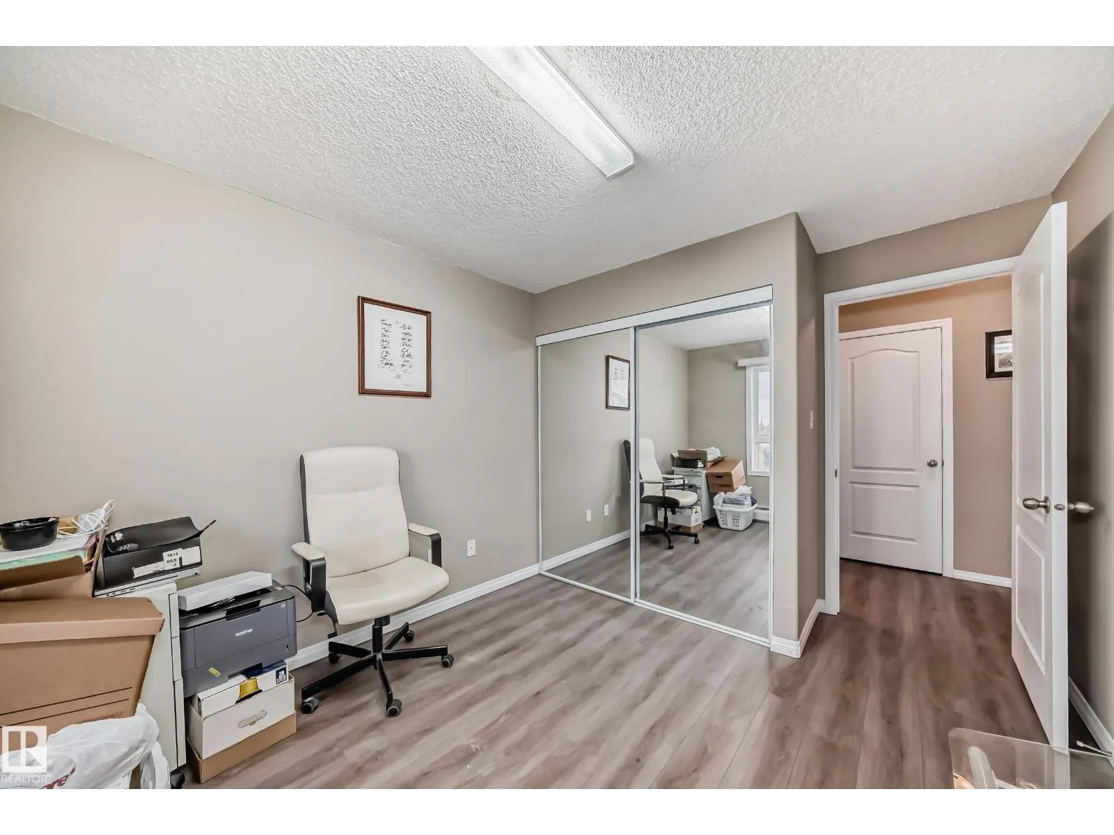 #403 5340 199 ST NW