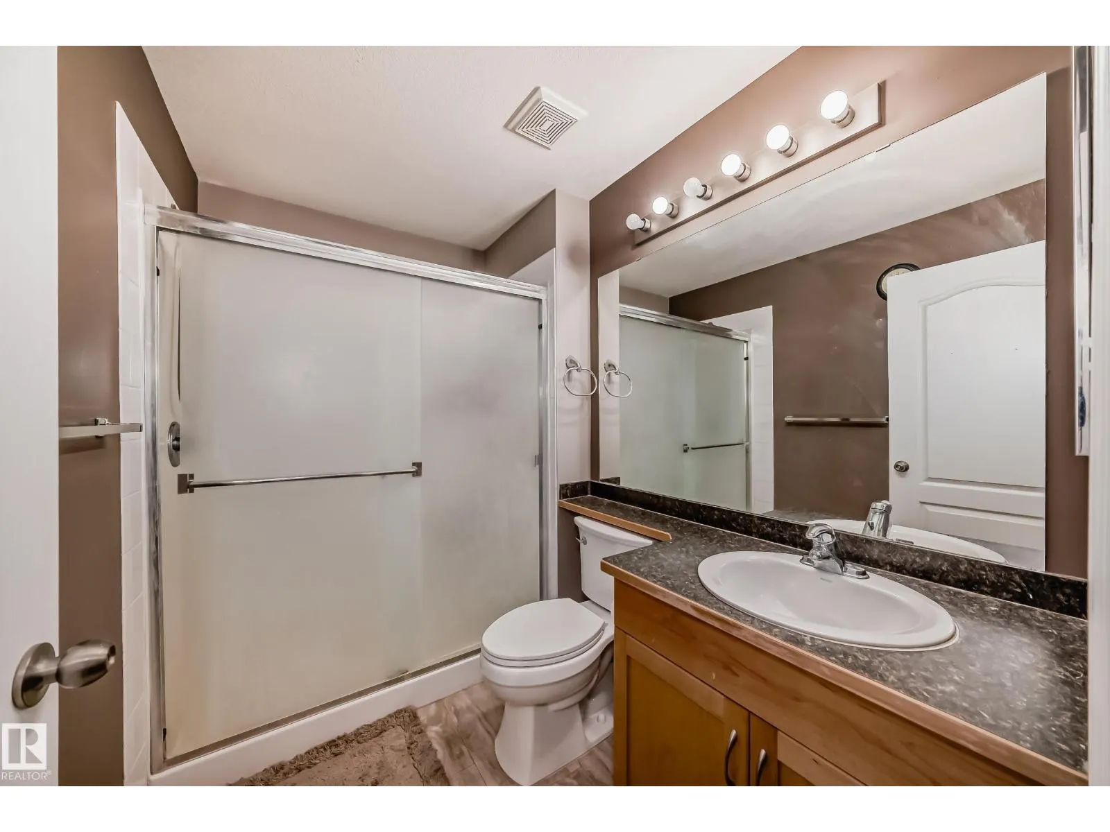 #403 5340 199 ST NW