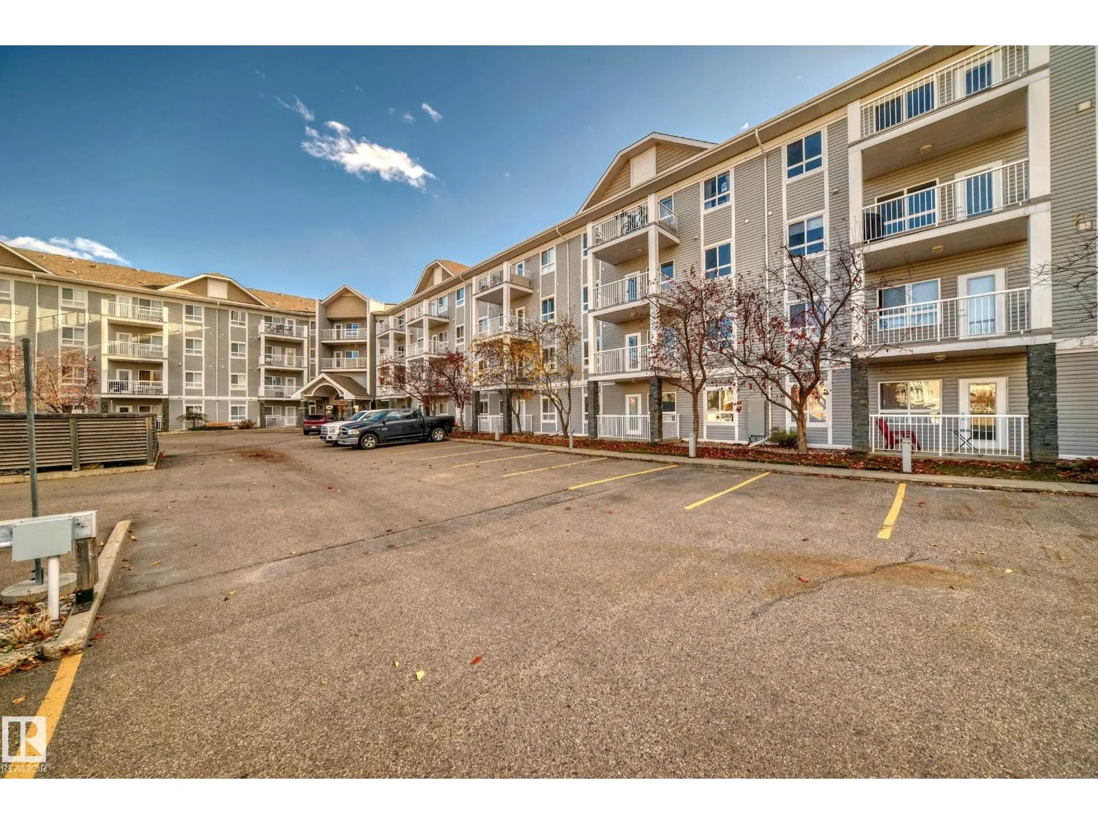 #403 5340 199 ST NW