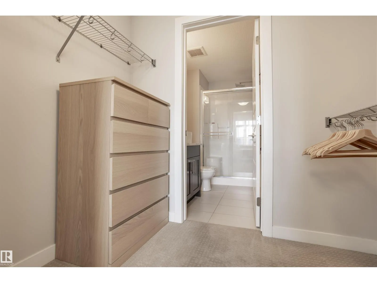 #307 5151 Windermere BV NW NW