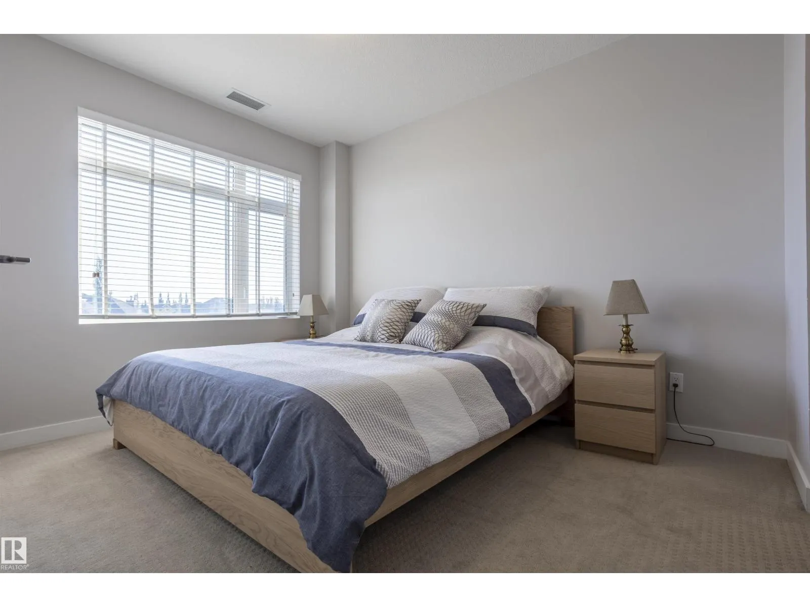 #307 5151 Windermere BV NW NW