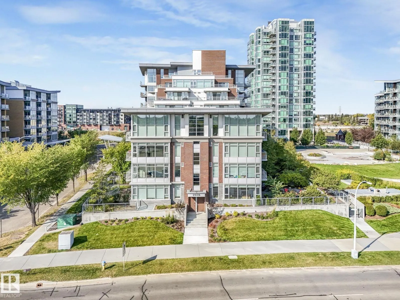 #706 2606 109 ST NW