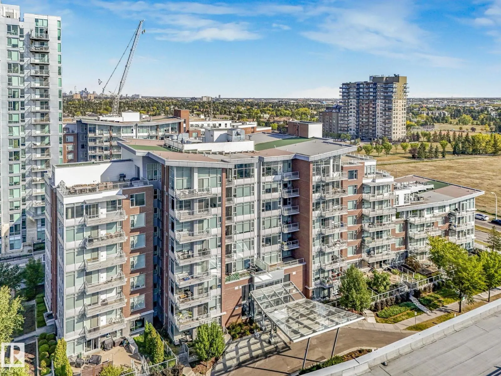 #706 2606 109 ST NW