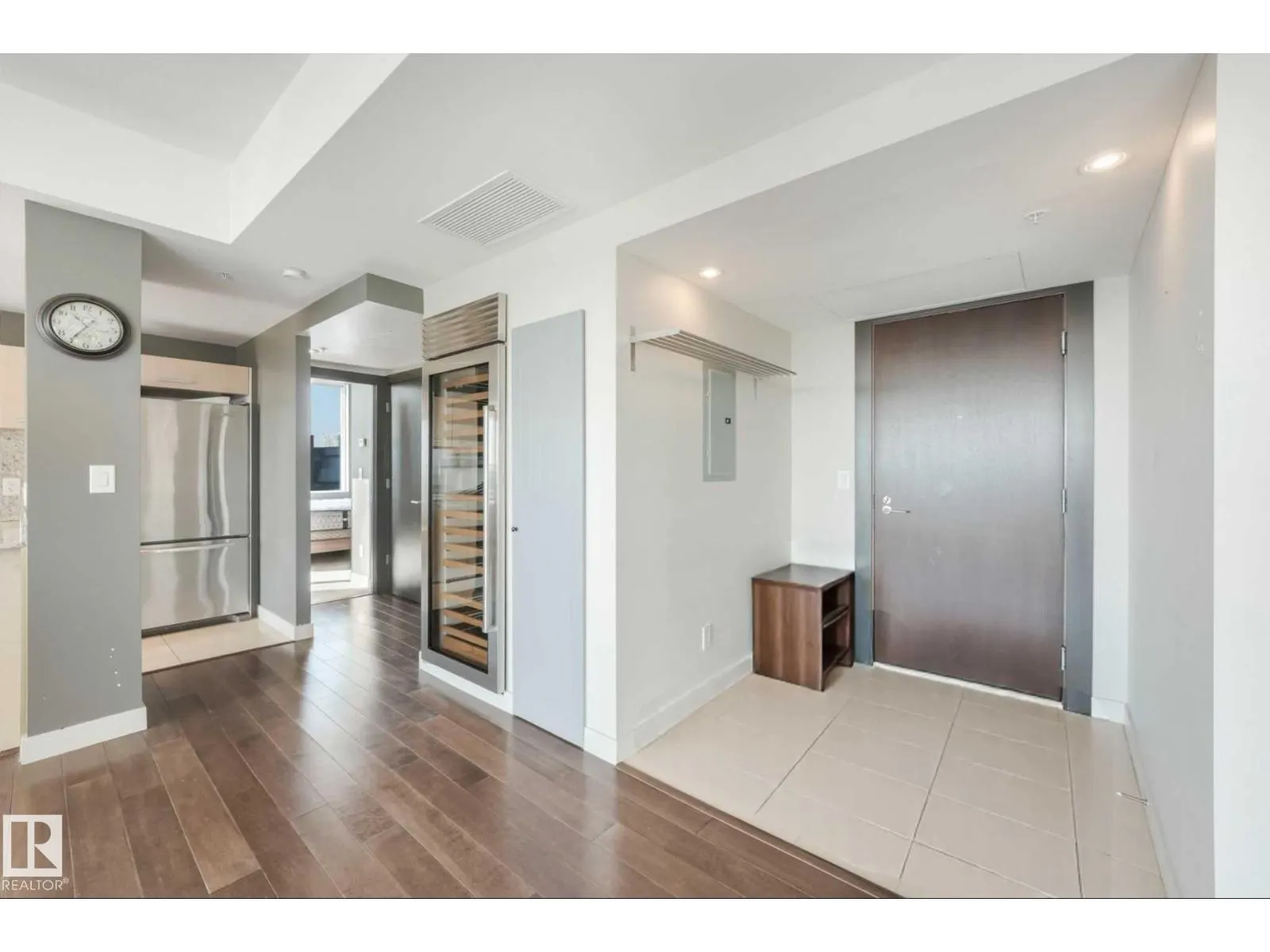 #706 2606 109 ST NW