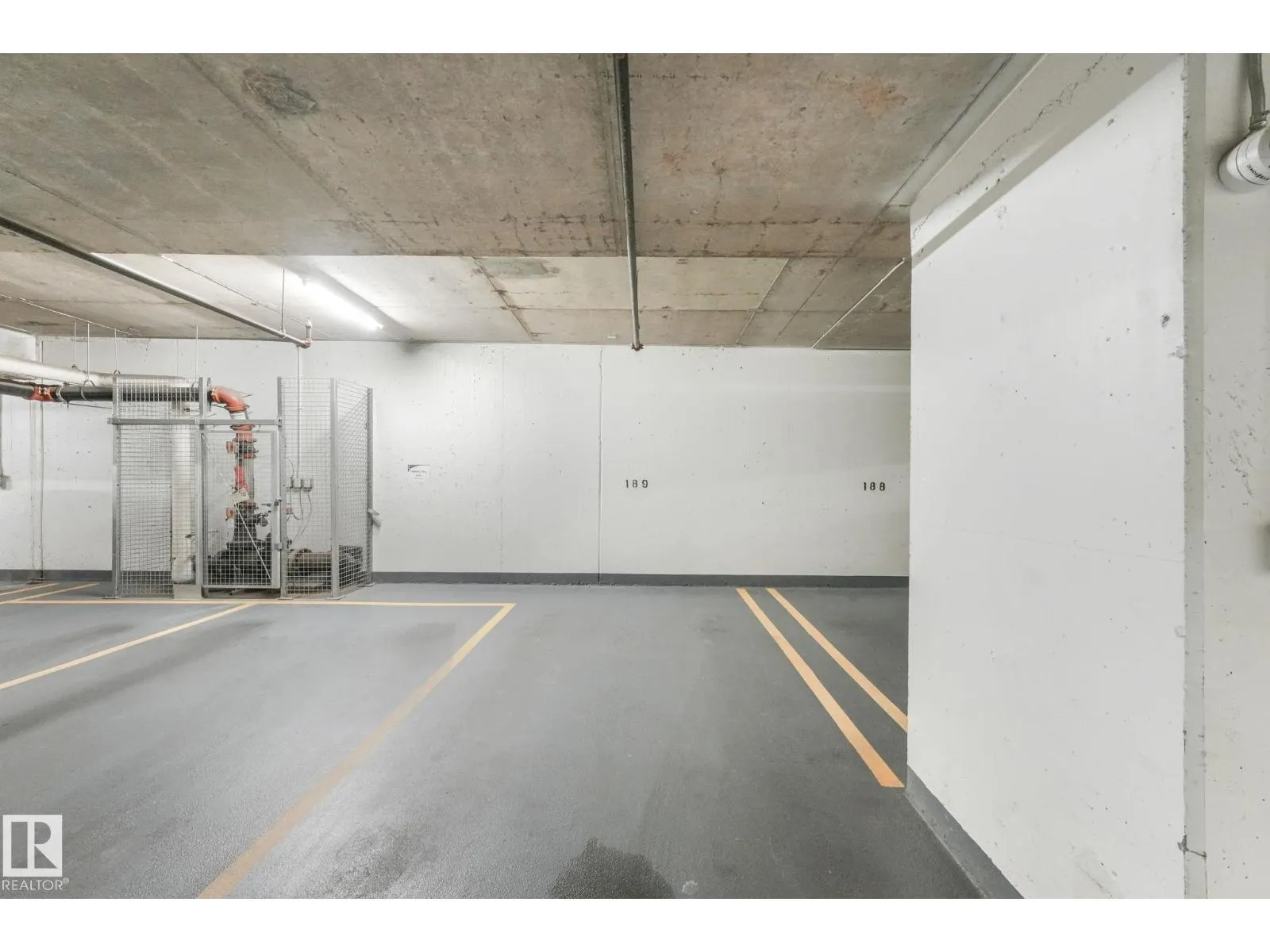 #706 2606 109 ST NW