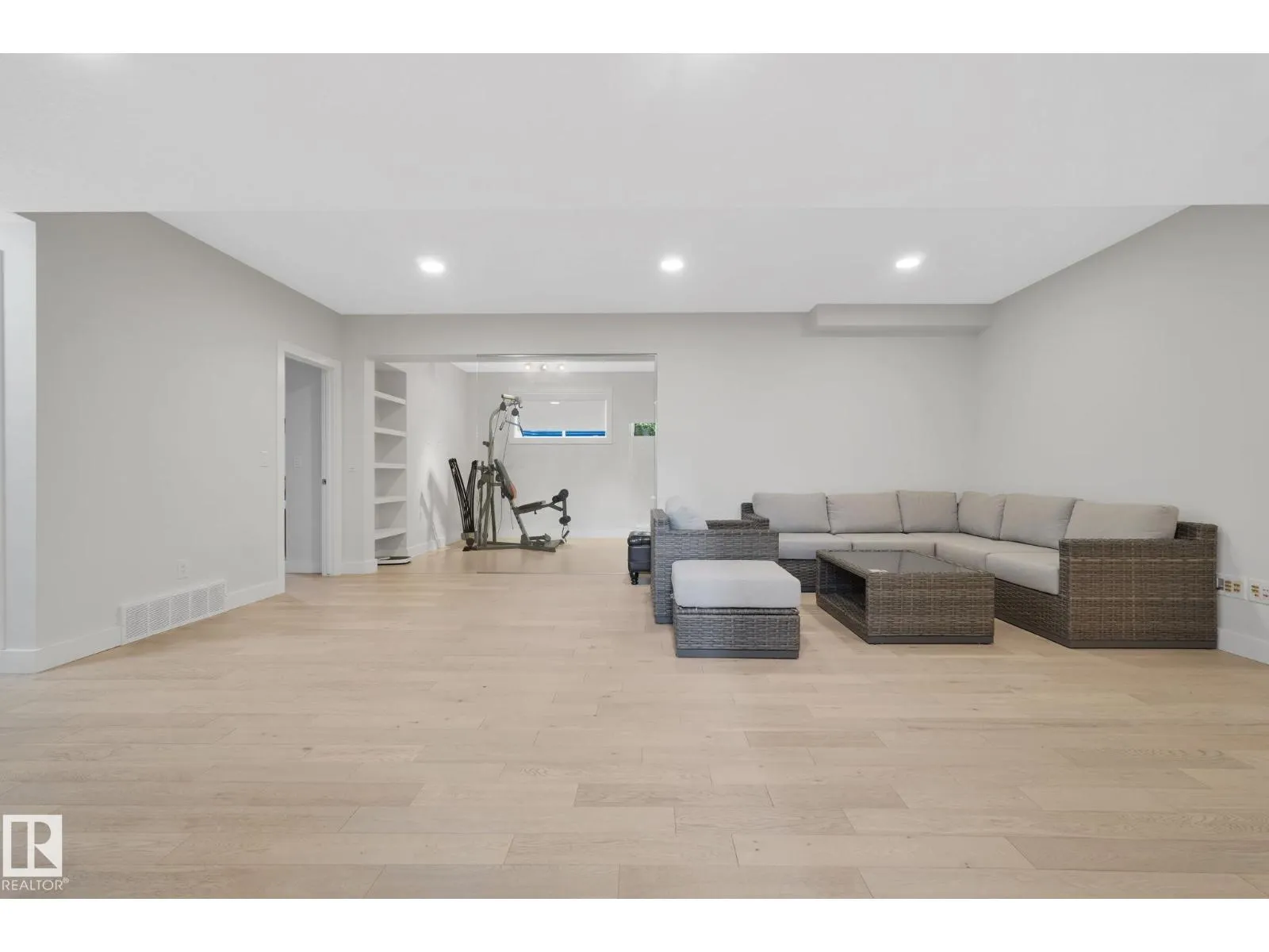 1313 HAINSTOCK WY SW