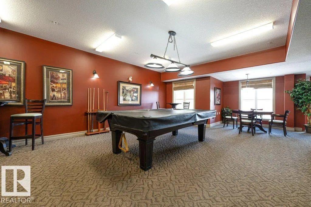#407 45 INGLEWOOD DR