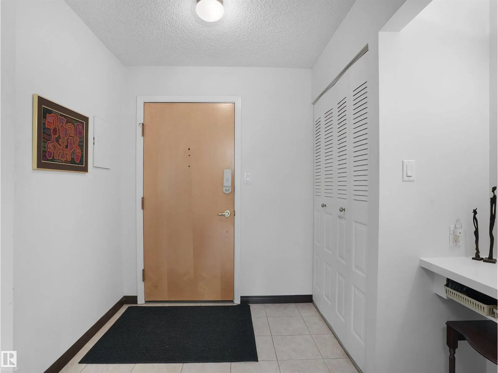 #102 4404 122 ST NW