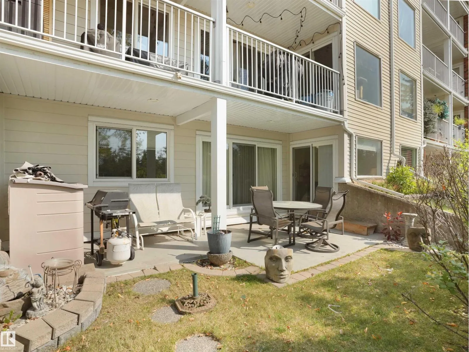 #102 4404 122 ST NW