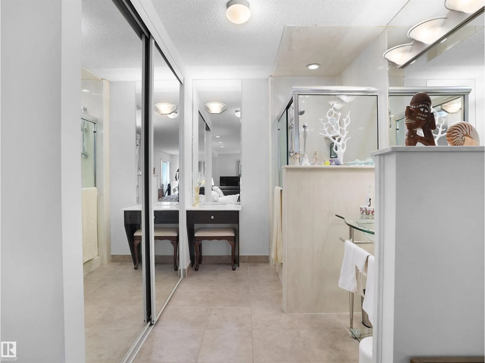 #102 4404 122 ST NW