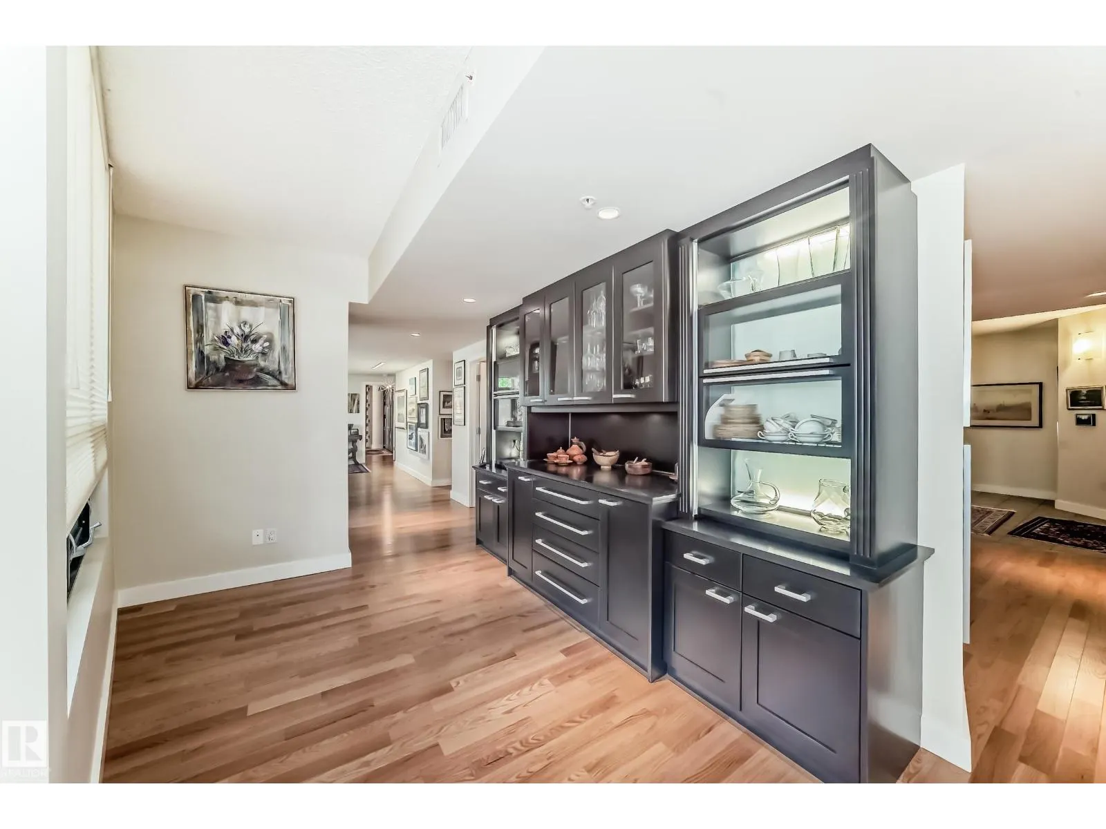 #404 10028 119 ST NW