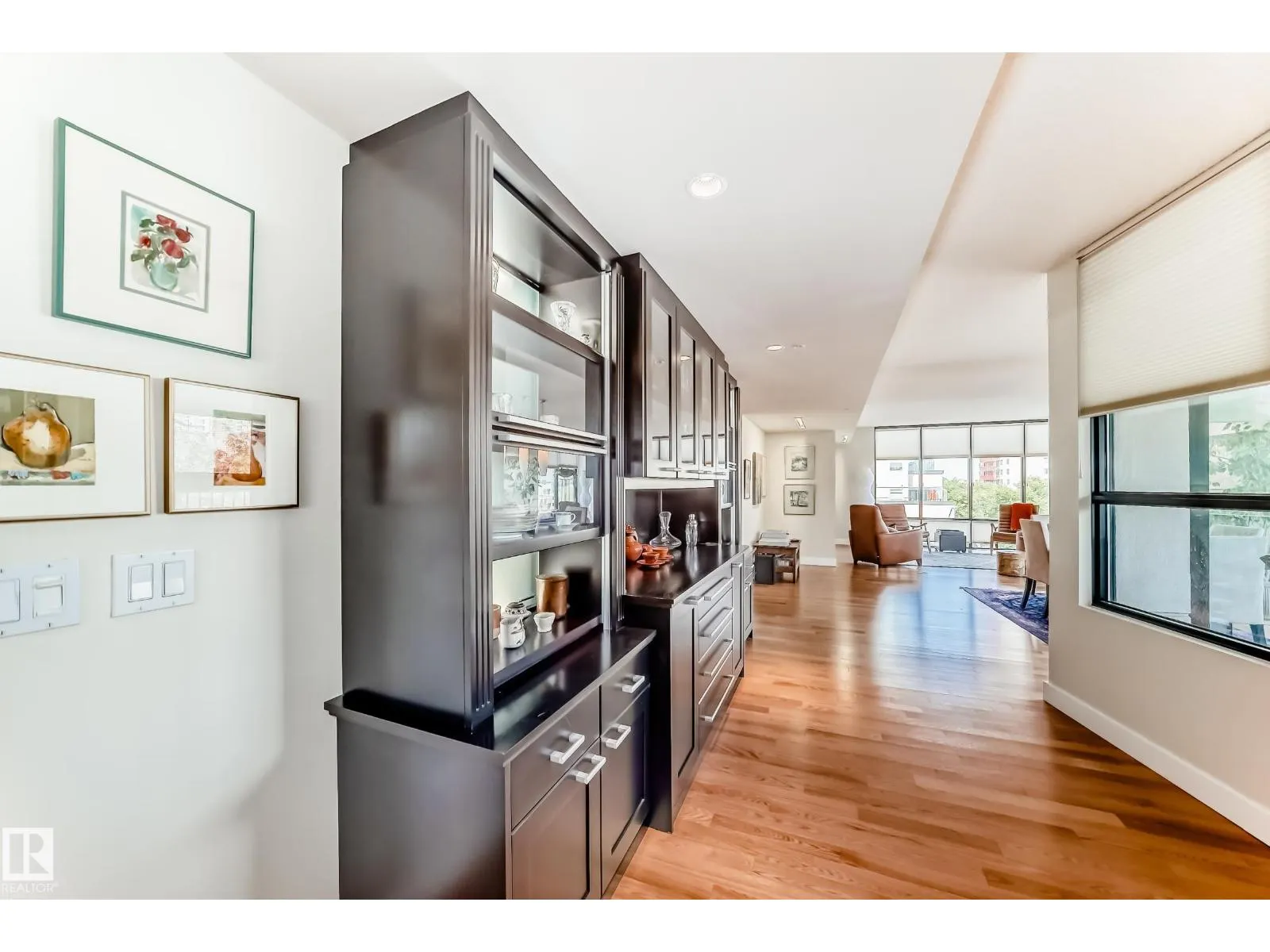 #404 10028 119 ST NW