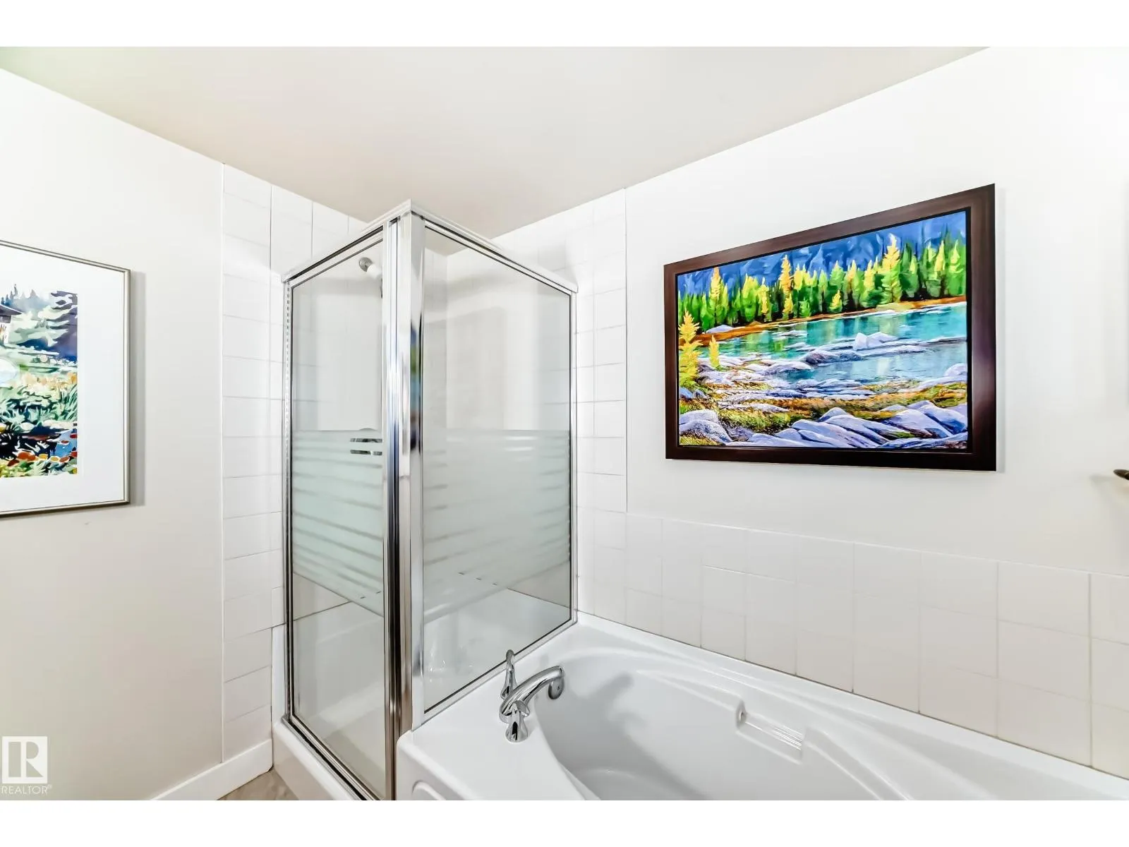 #404 10028 119 ST NW