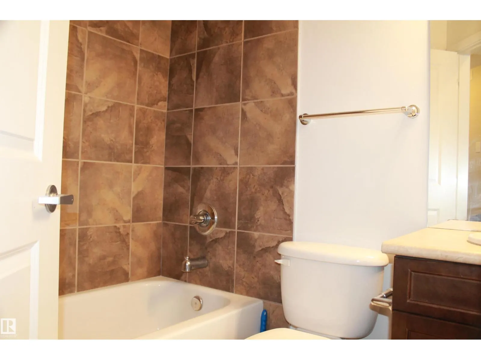#103 7907 109 ST NW