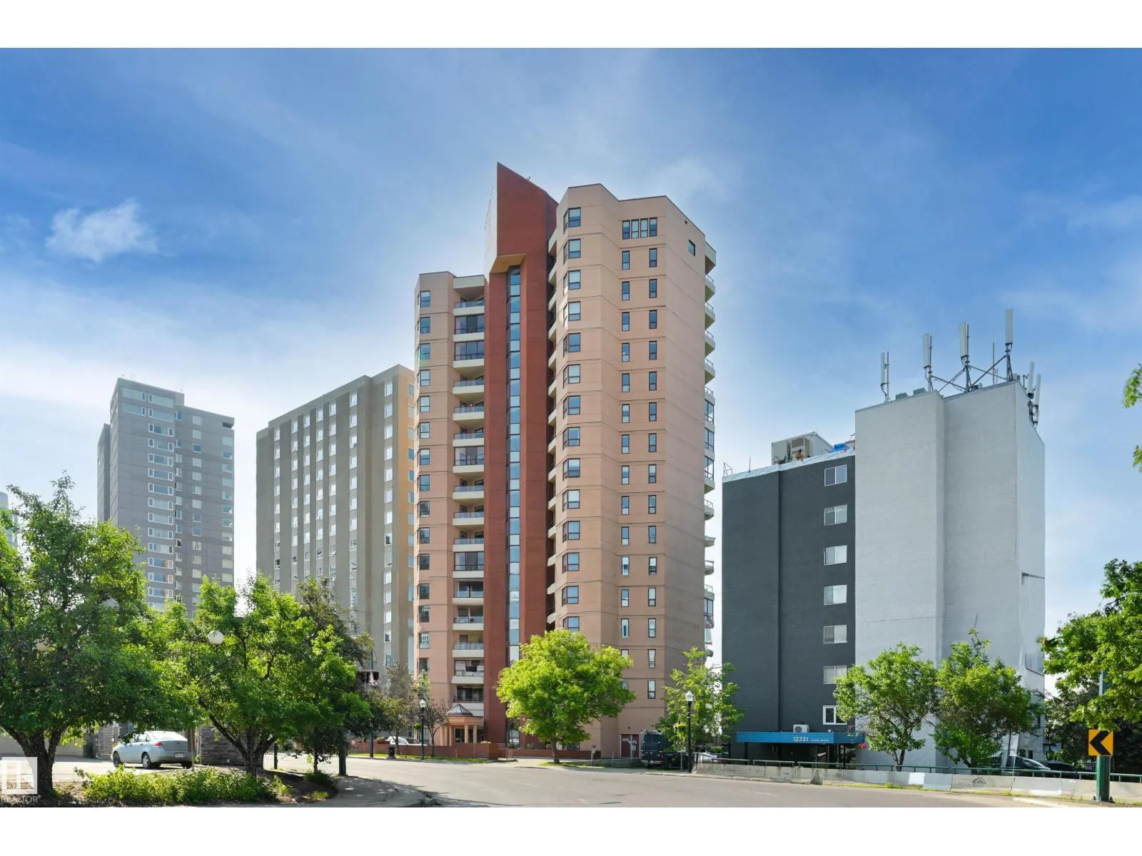 #1003 12319 JASPER AV NW