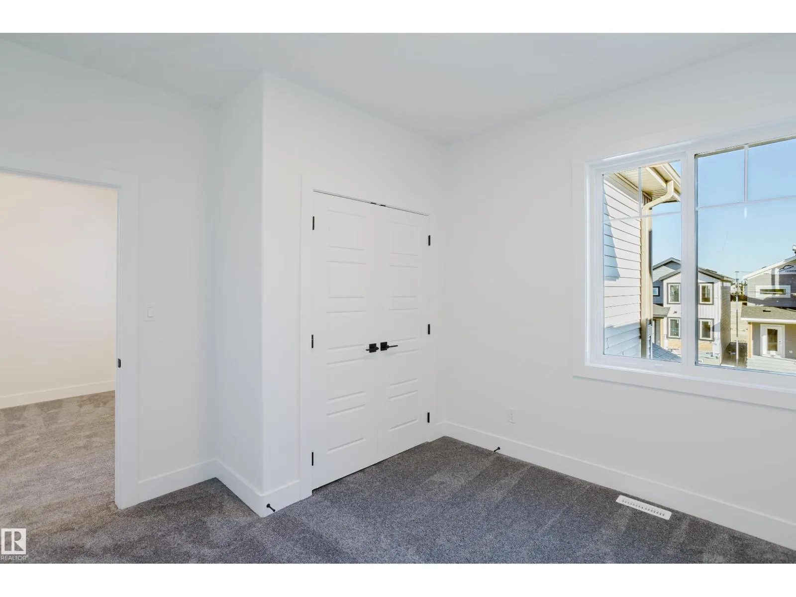282 Munn WY