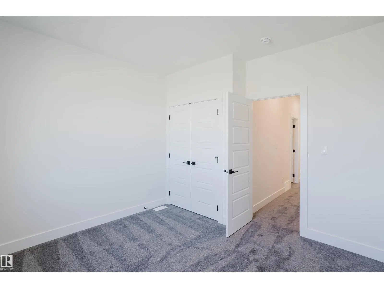 282 Munn WY