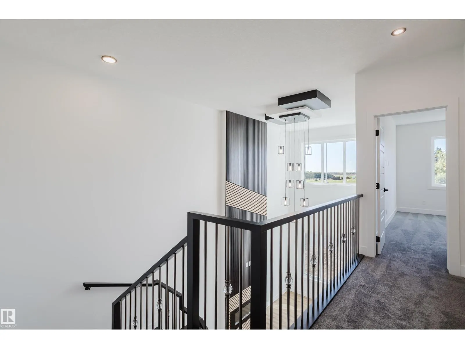 282 Munn WY