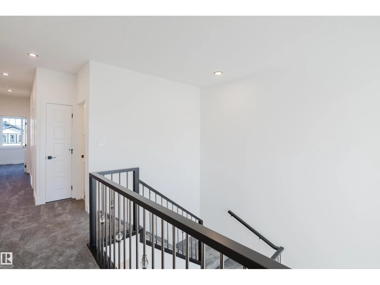 282 Munn WY