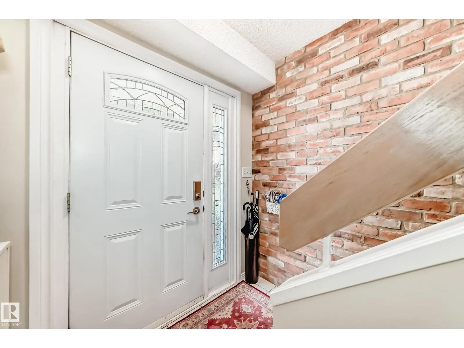 11342 102 AV NW