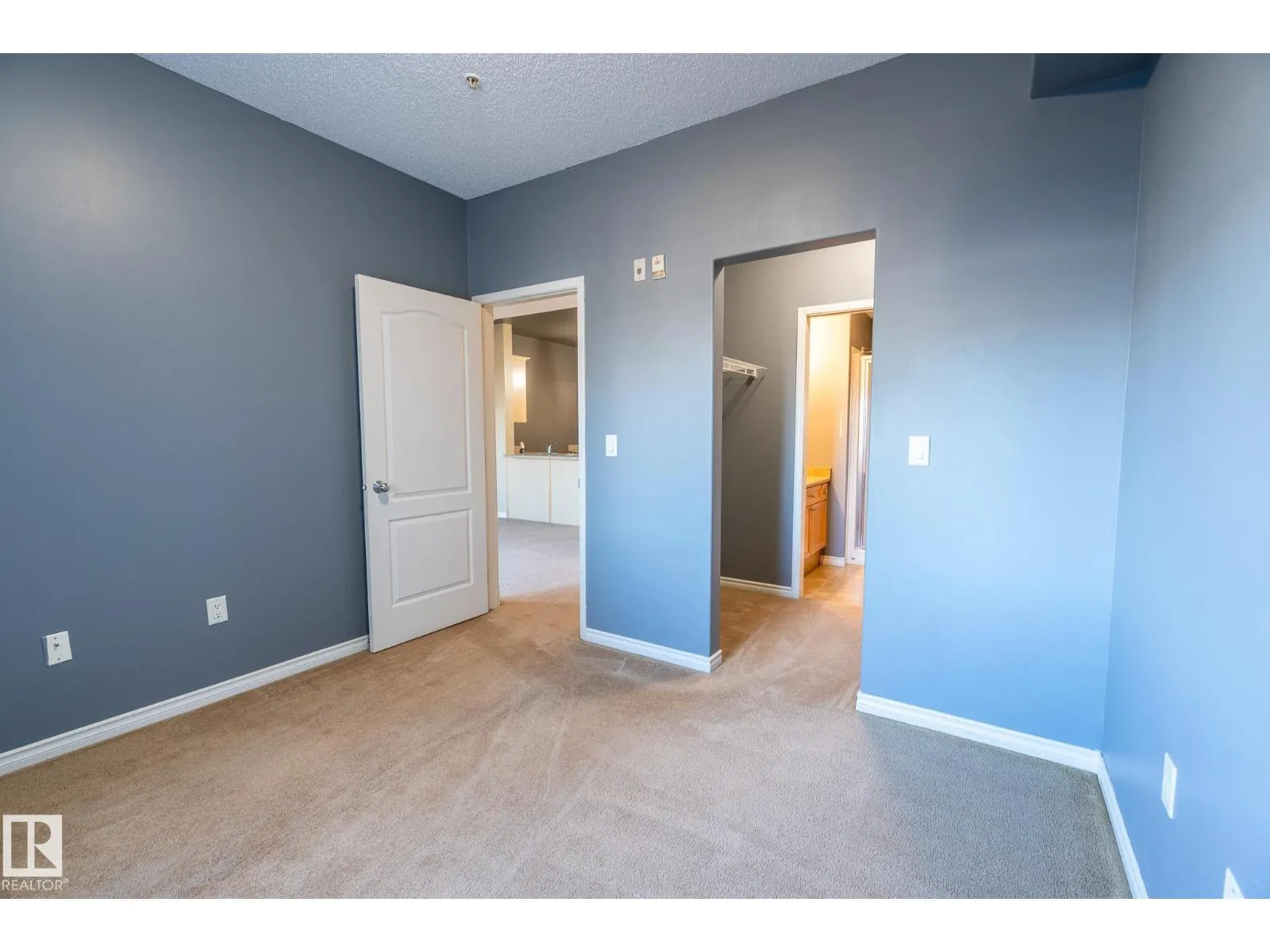 #118 16807 100 AV NW