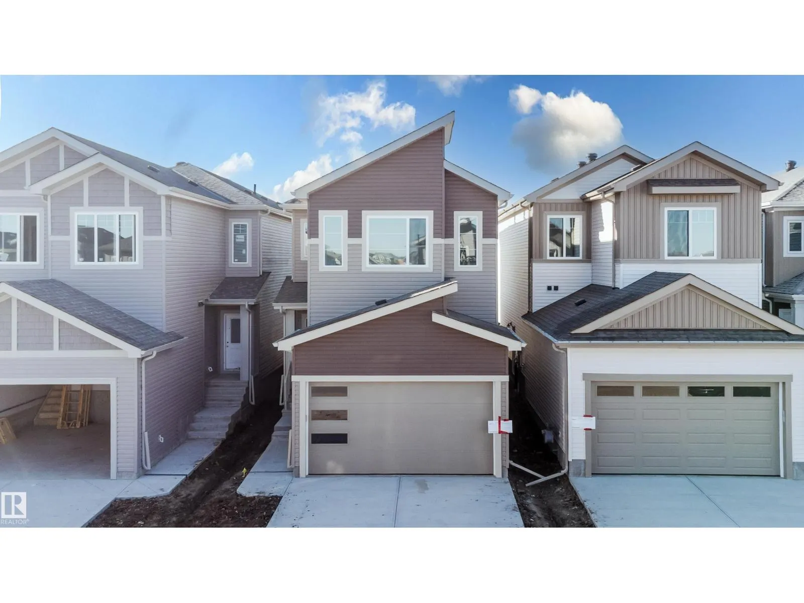 284 Munn WY