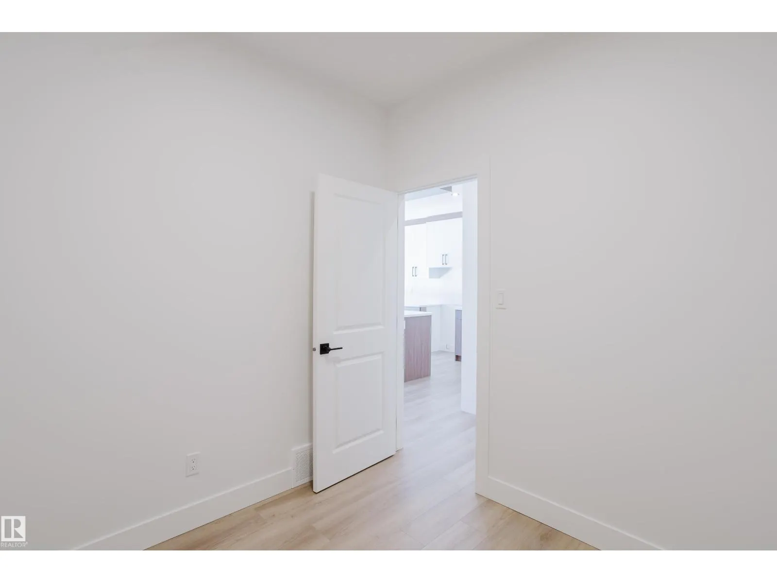 284 Munn WY