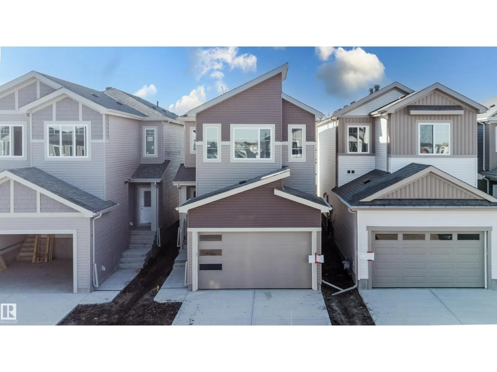 284 Munn WY