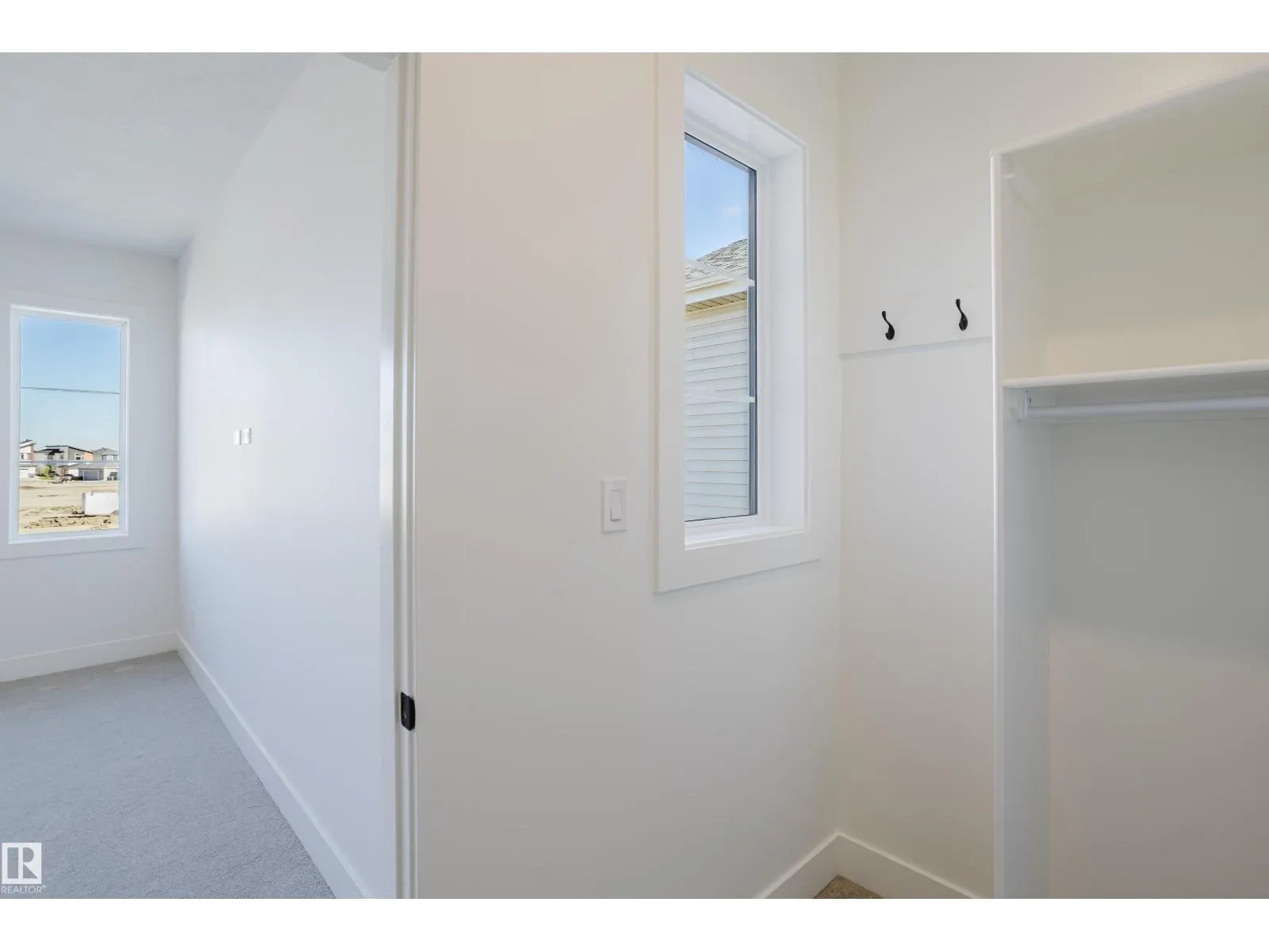 284 Munn WY