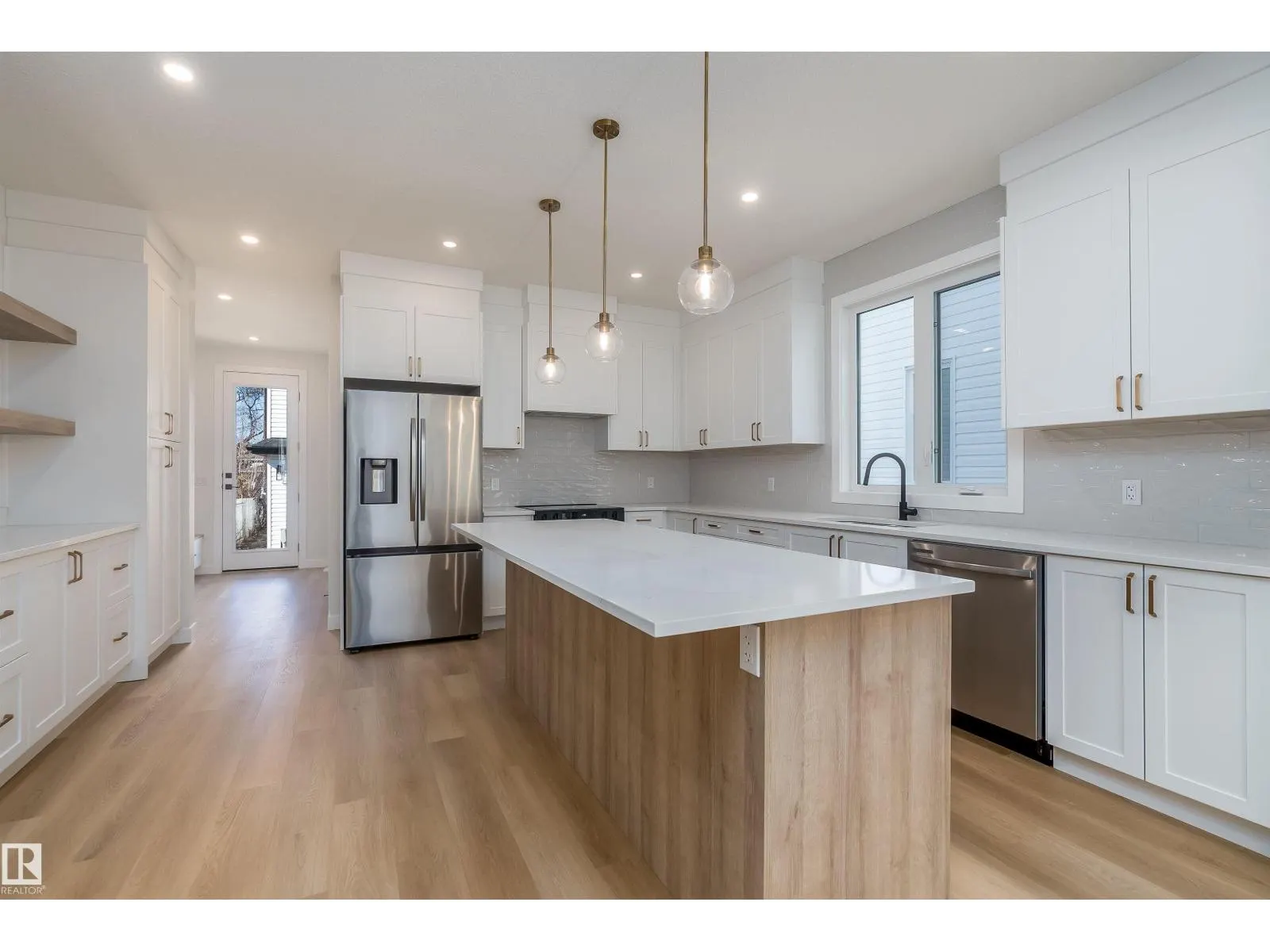 9540 148 ST NW