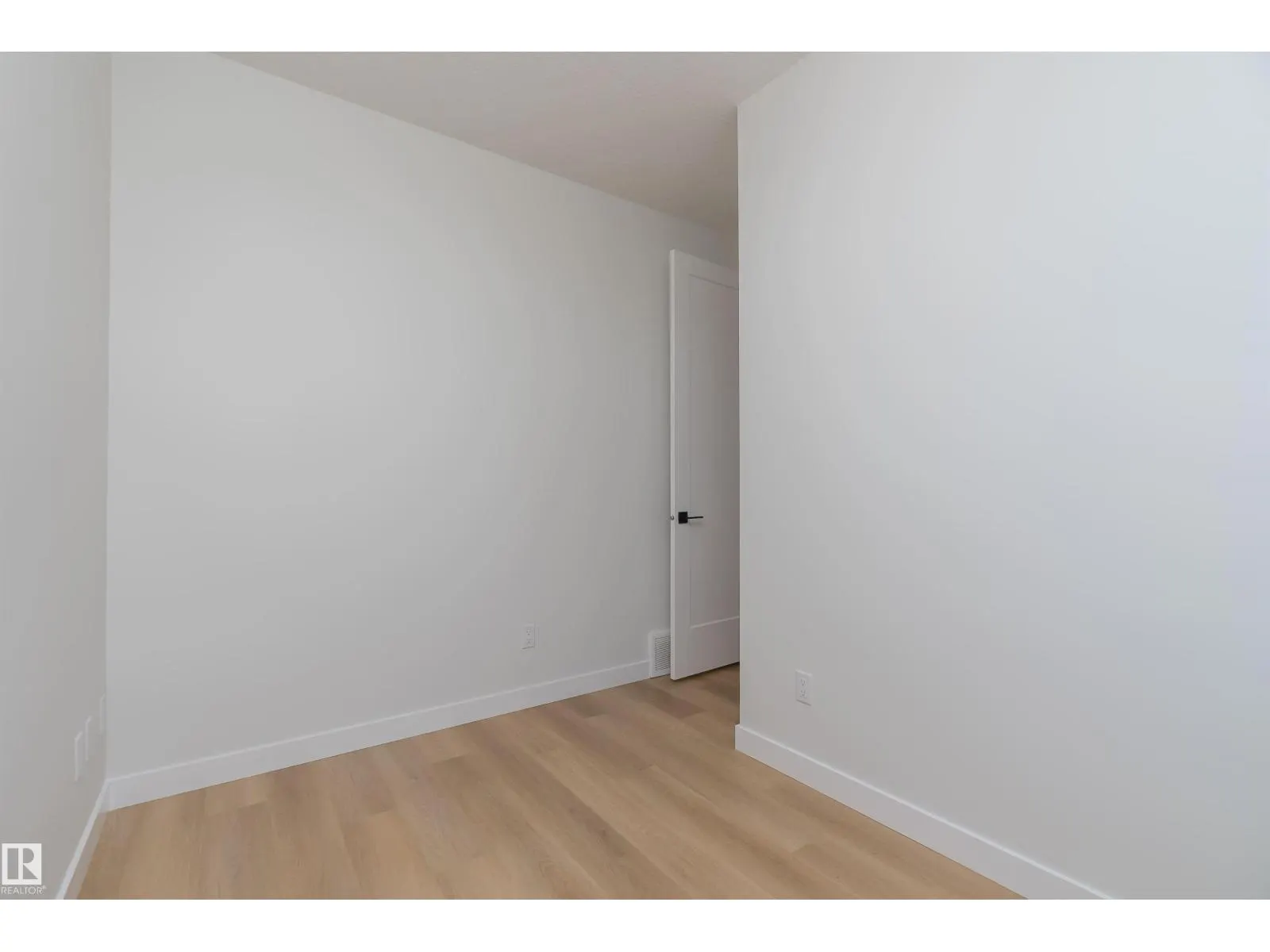 9540 148 ST NW