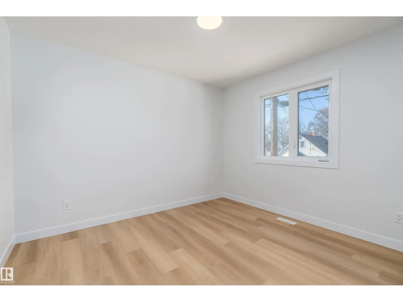 9540 148 ST NW