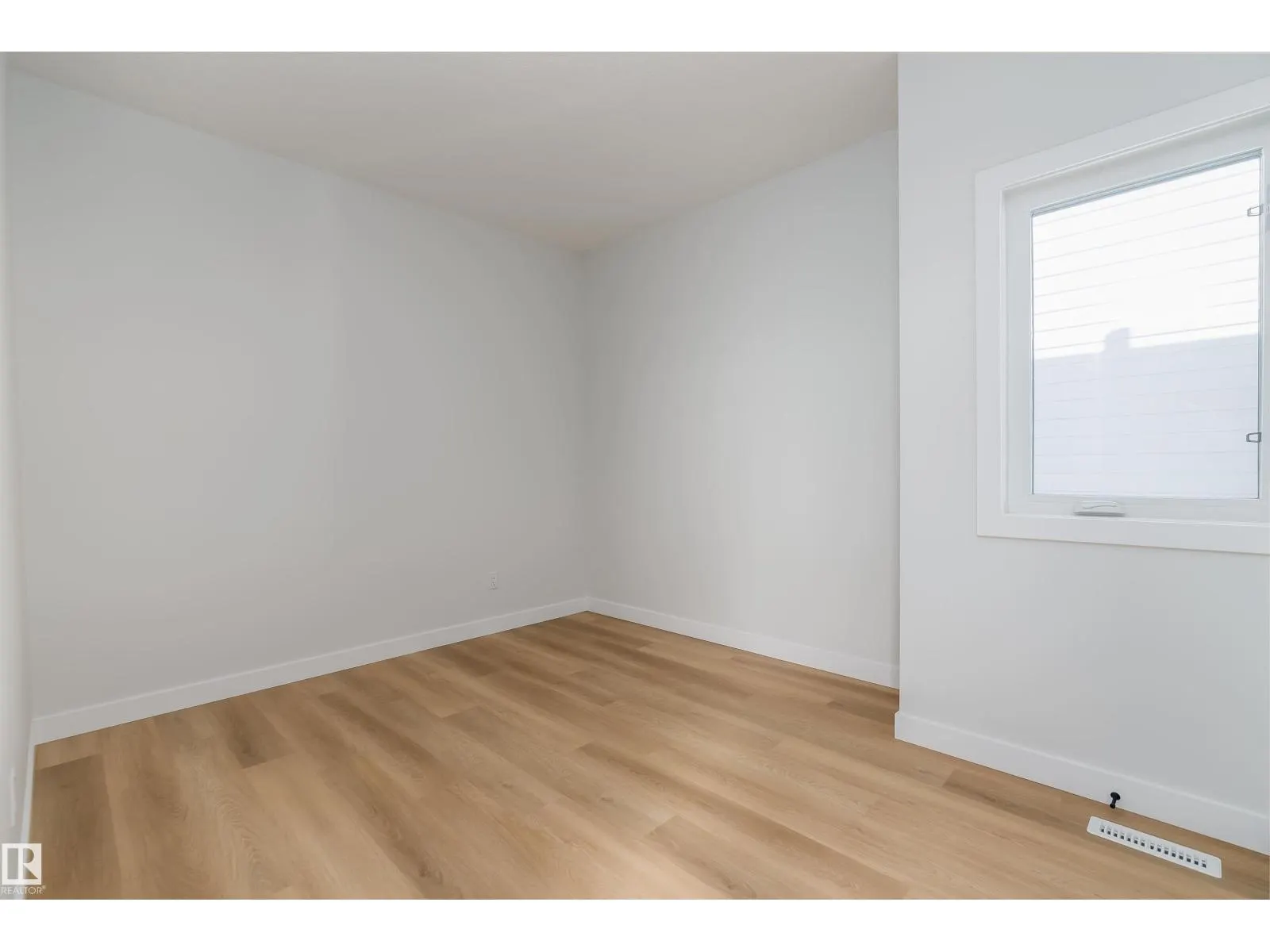 9540 148 ST NW