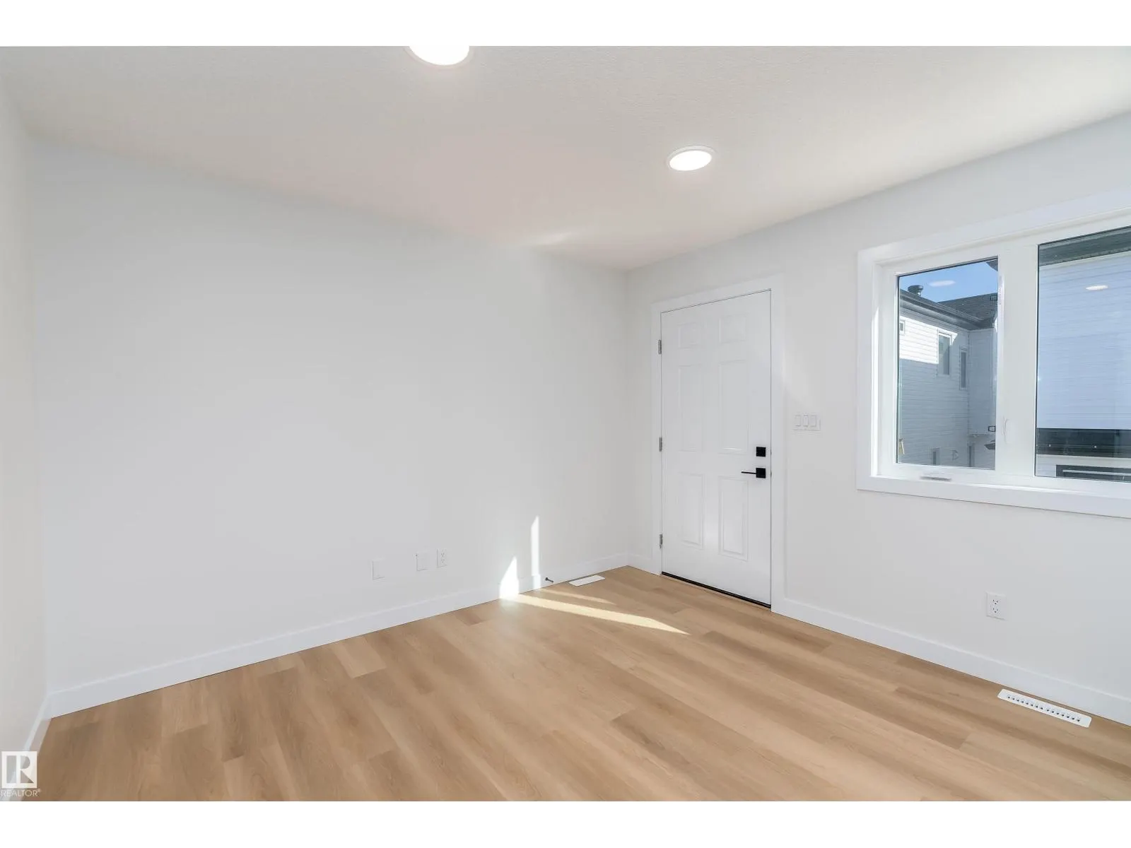 9540 148 ST NW