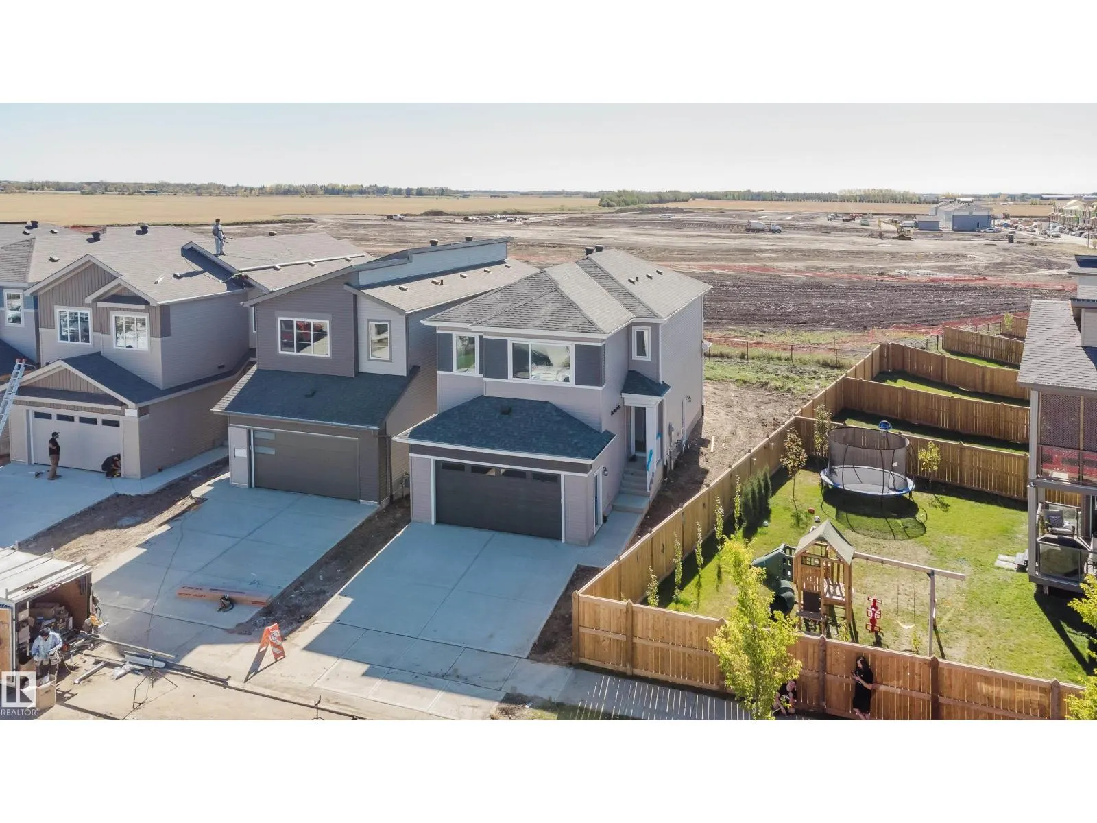373 Bluff CV