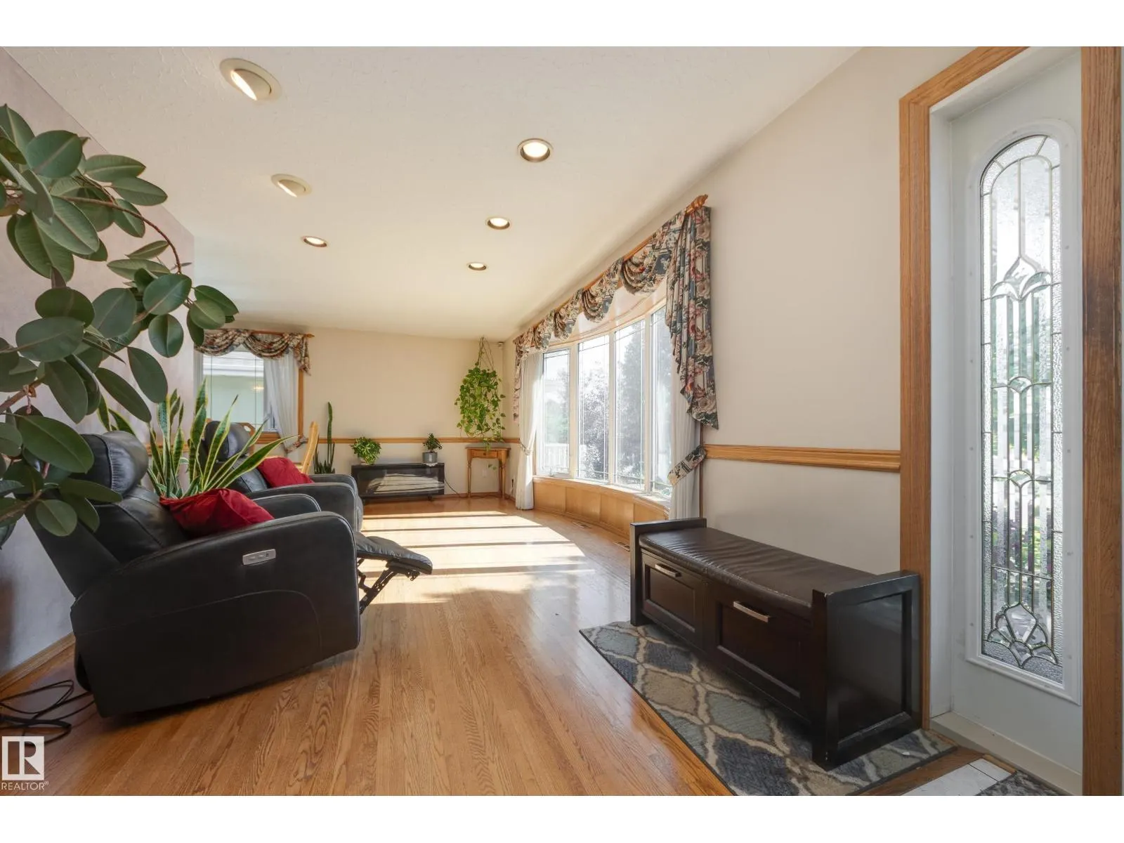 7512 129A AV NW NW