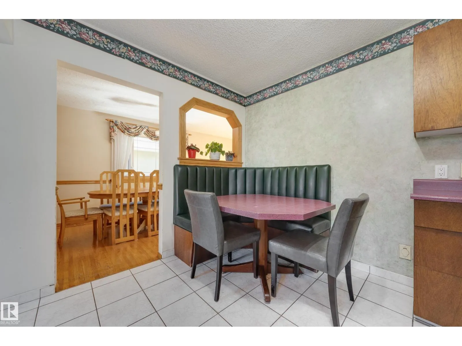 7512 129A AV NW NW