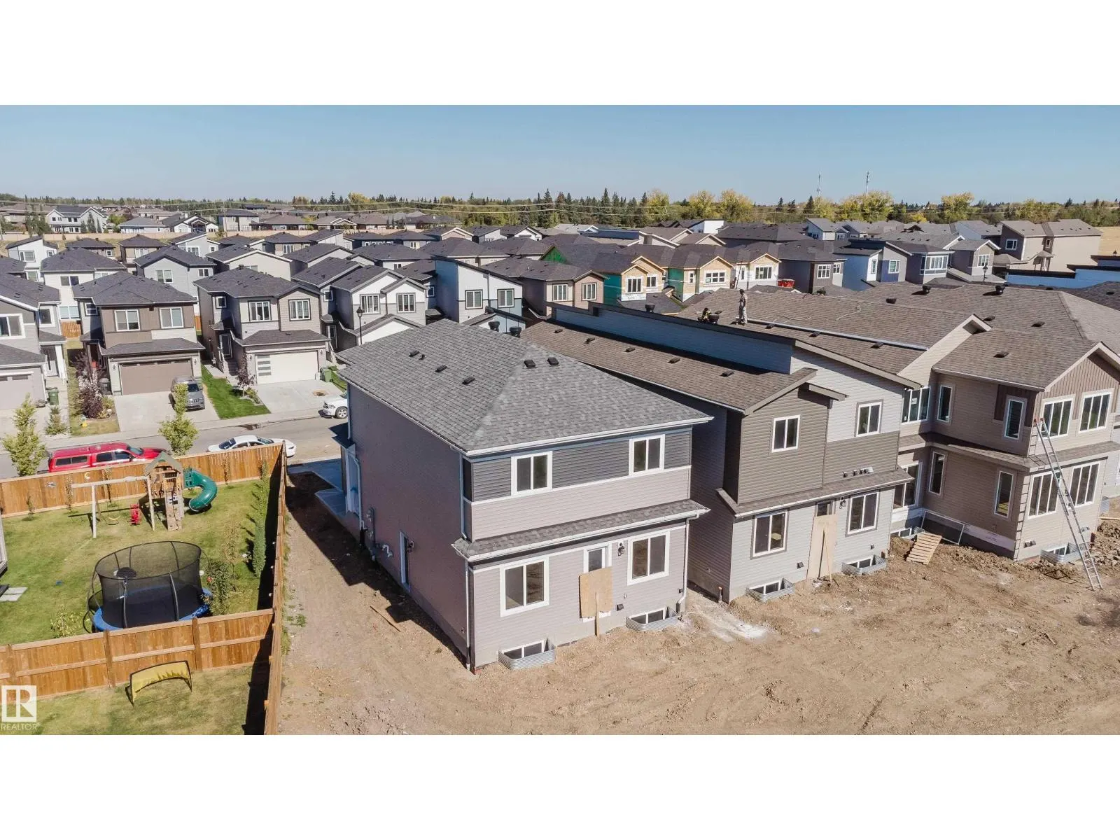 371 Bluff CV