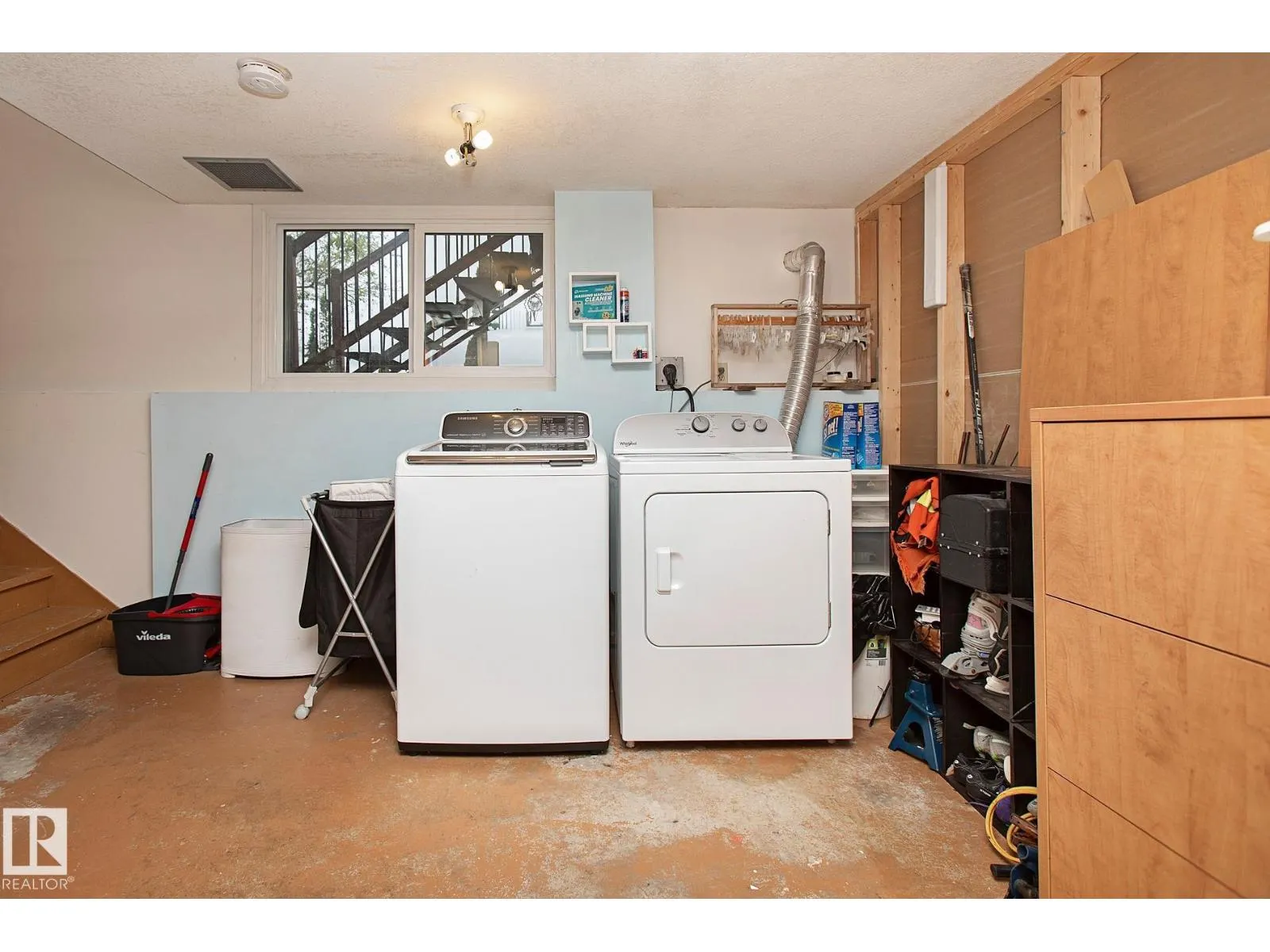 24 GALVESTON AV