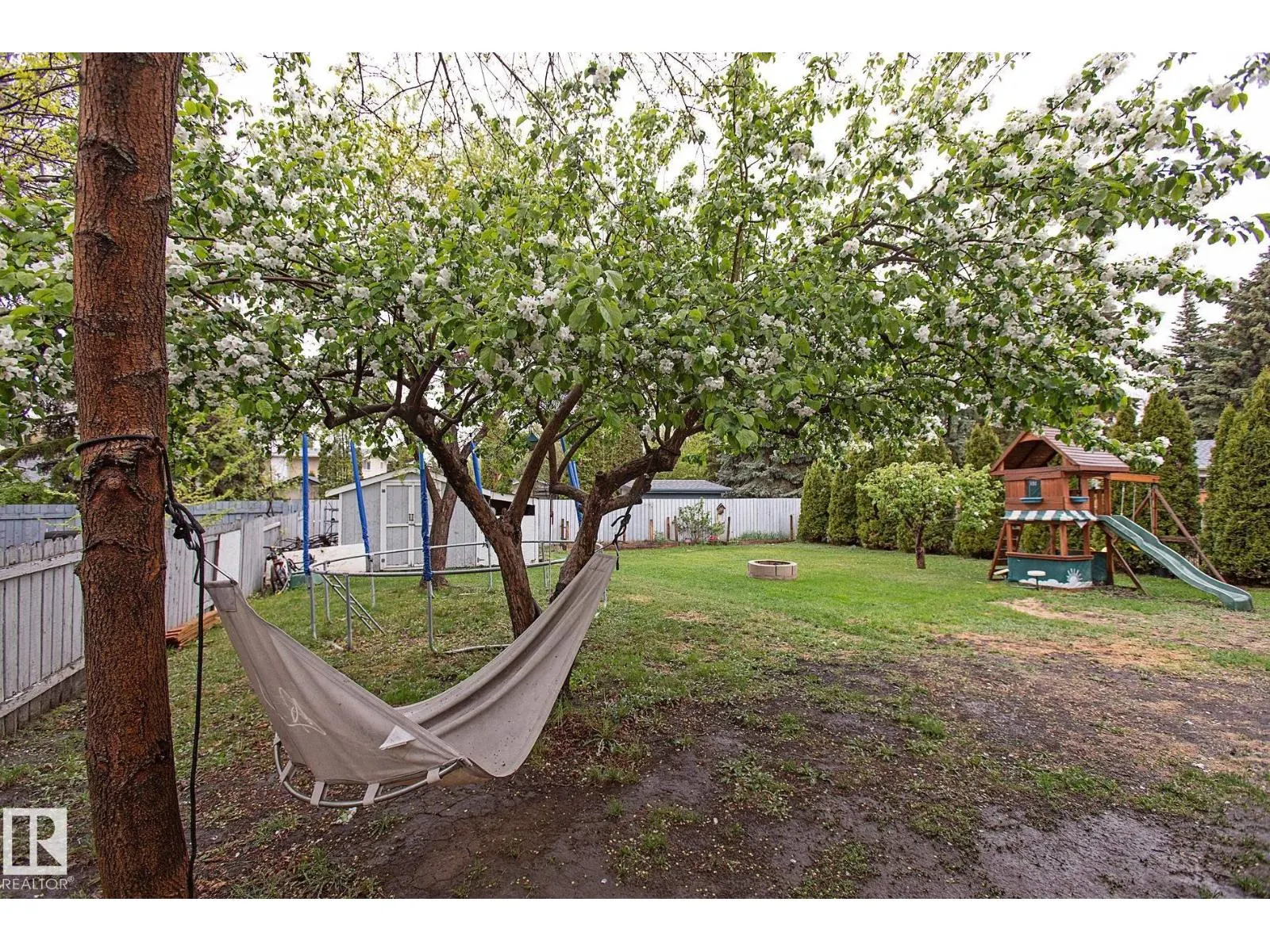 24 GALVESTON AV